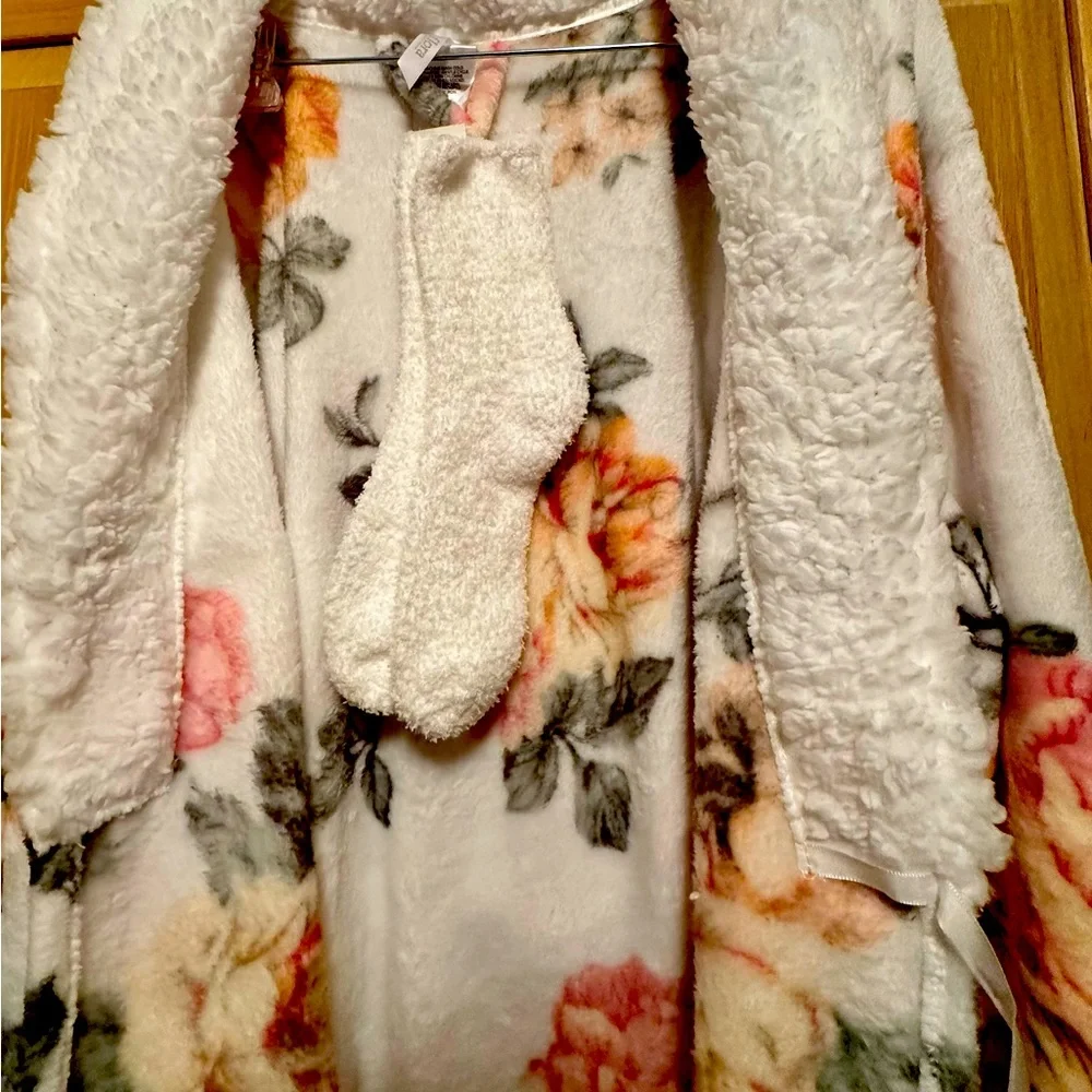 Flora Robe - Picture 6 of 6